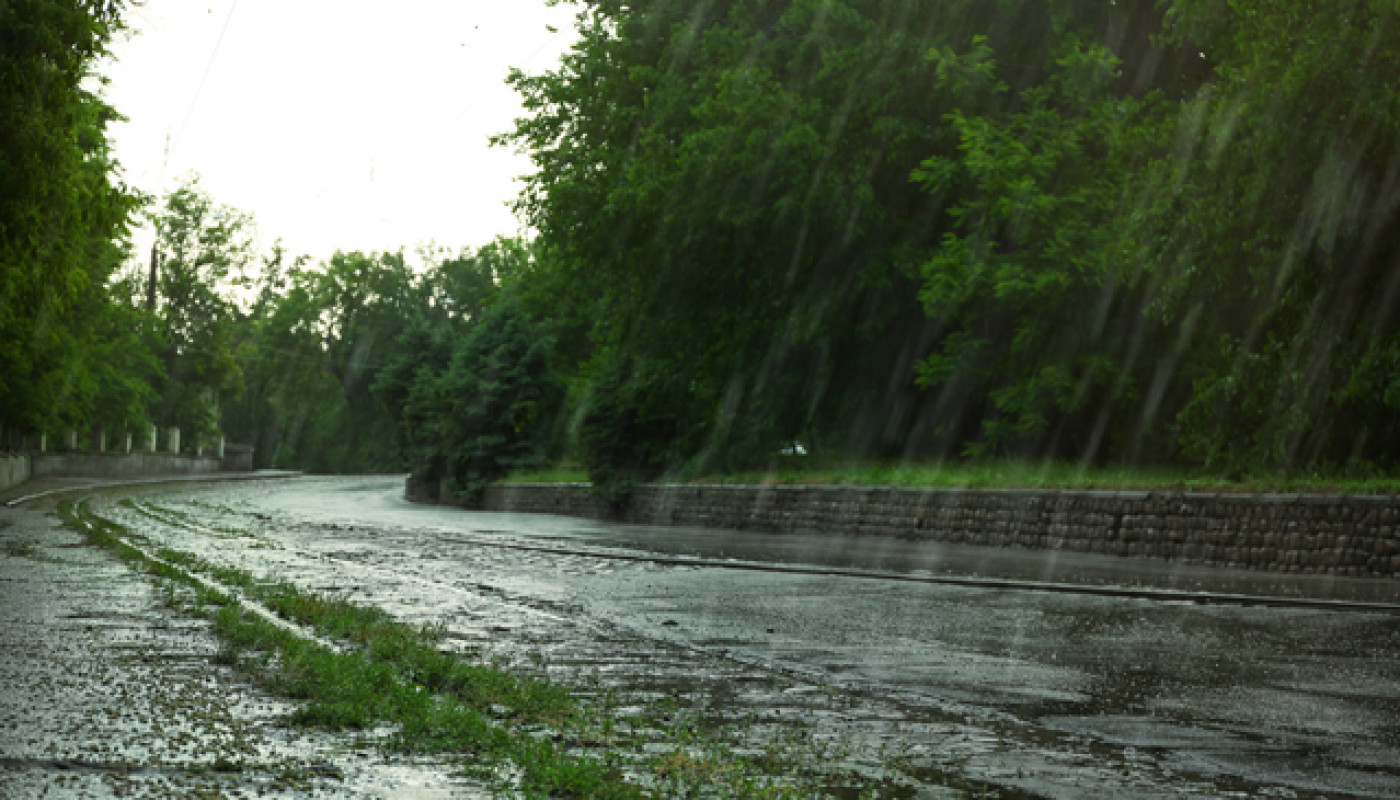 Pluies diluviennes en IDF : pourquoi confier vos missions géotechniques à une entreprise spécialisée